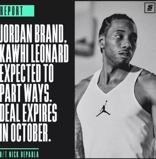 传奇门将正式退役，全场球迷起立致敬（传奇门将宣布挂靴，现场球迷起立致意）