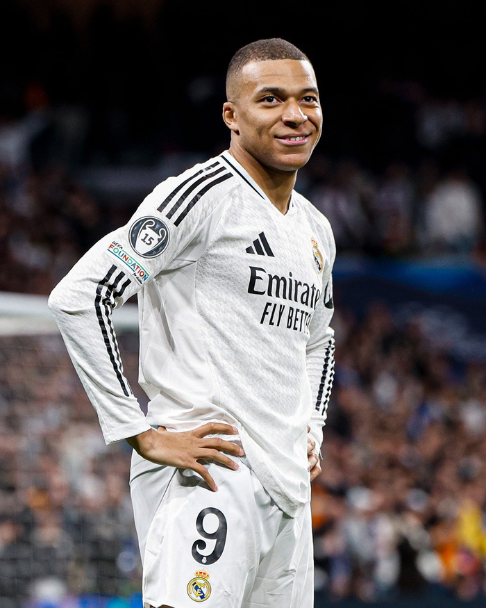 德天空：于帕仍有可能自由身离队，拜仁正在尽一切努力留住他（德天空：于帕仍存自由离队可能，拜仁正竭尽全力挽留）