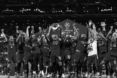 什么情况？西海岸男女足分别被处以转会禁令，但FIFA网站又说只适用于女足（到底怎么回事？西海岸男女足同遭禁转，FIFA官网却称仅限女足）