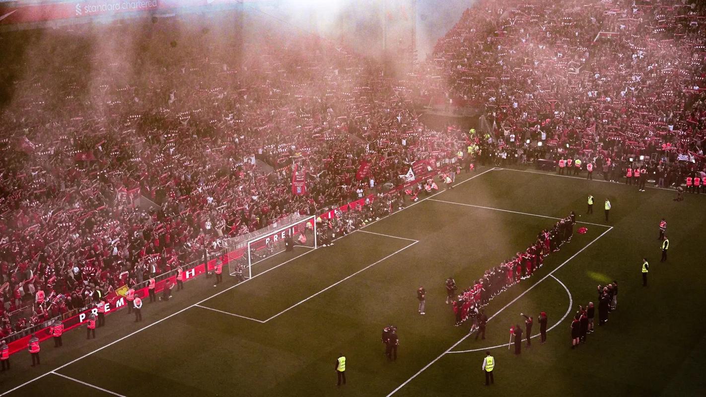 皮西利女友透露自己曾被前男友虐待：不要让别人控制你（皮西利女友自述曾遭前任虐待：别让他人掌控你）