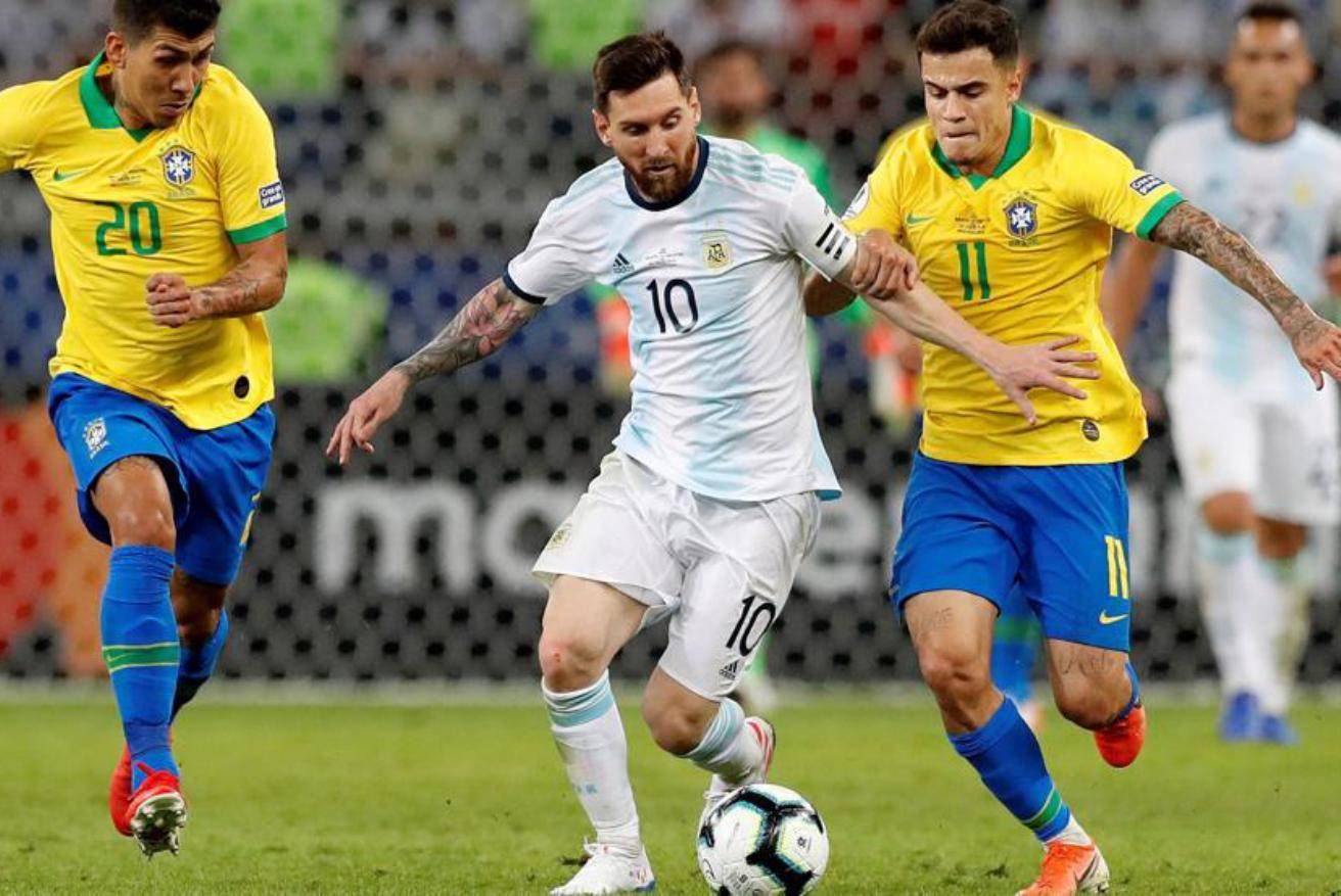 萨哈：麦克托米奈可以在皇马和巴萨踢球，甚至拜仁慕尼黑（萨哈：麦克托米奈足以立足皇马和巴萨，乃至拜仁慕尼黑）