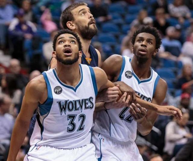 科曼：我们在进攻中有时选了更困难的办法，攻防转换不够迅速（科曼：进攻选择过于复杂，攻防转换速度不够快）