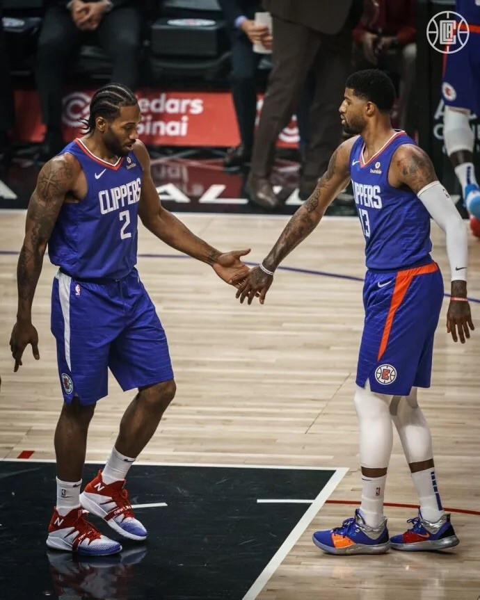 Kespa杯T1与HLE将两度对决（Kespa杯：T1与HLE将上演两番对决）