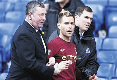 斯基拉：尤文派球探观看西班牙U21比赛，考察罗德里戈-门多萨（斯基拉：尤文派出球探现场观战西班牙U21，重点考察罗德里戈-门多萨）