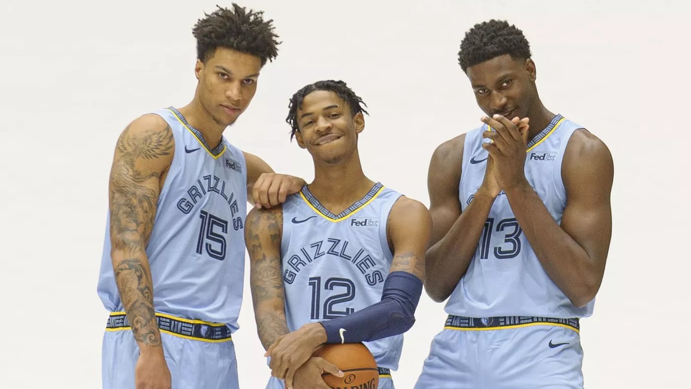 刘越：申花进攻变化少，斯卢茨基用人容易陷入“恶性循环”（刘越评申花：进攻变化不足，斯卢茨基用人或陷入恶性循环）