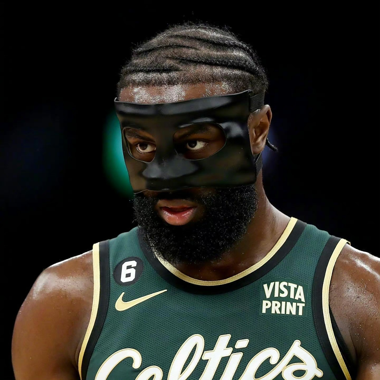 范戴克：外界的噪声不会改变什么，一切最终要靠在赛场上回应（范戴克：不理会外界杂音，用比赛说话）